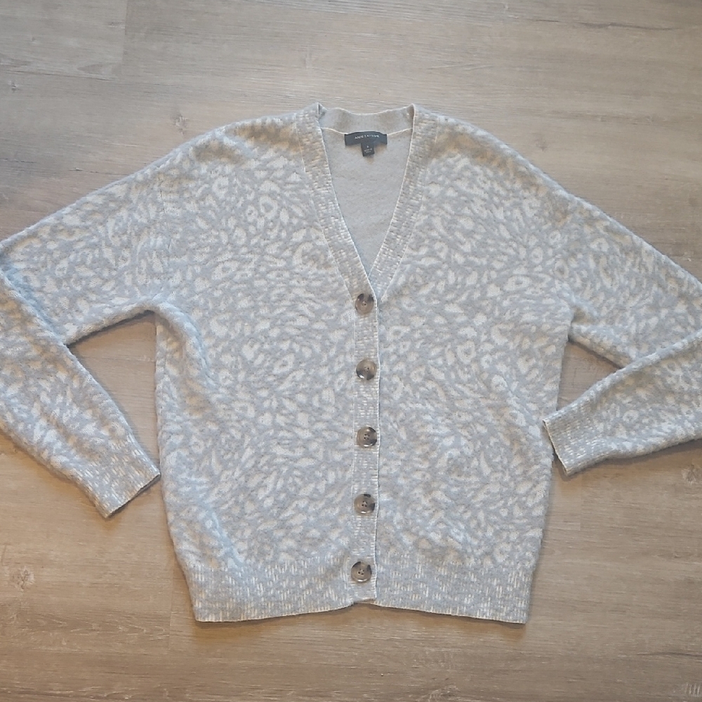 Ann Taylor Sweatee Size Medium